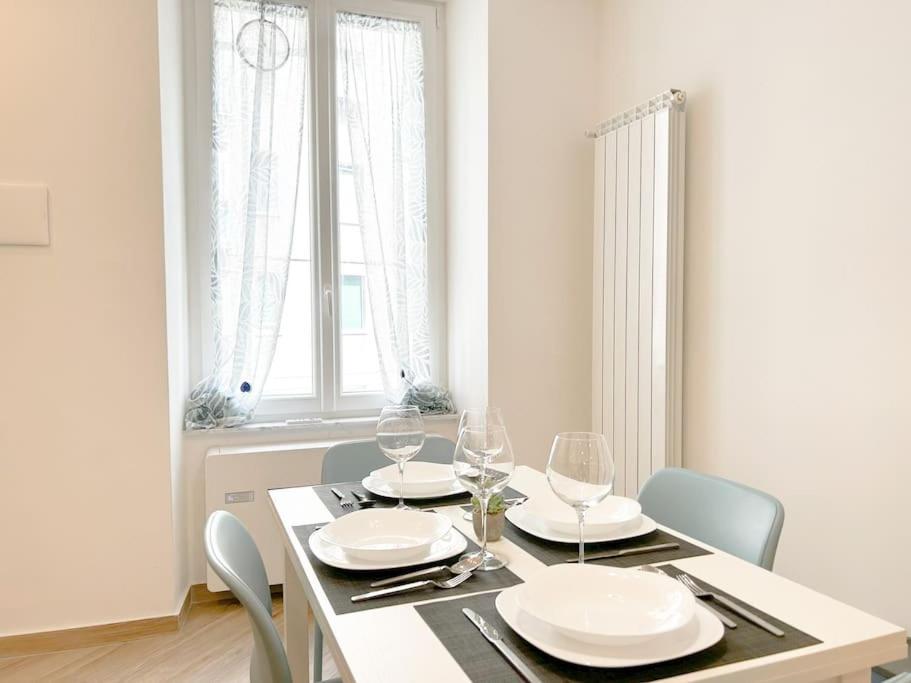 Lusso In Centro Storico - Wifi - Ac Apartment Савона Екстериор снимка
